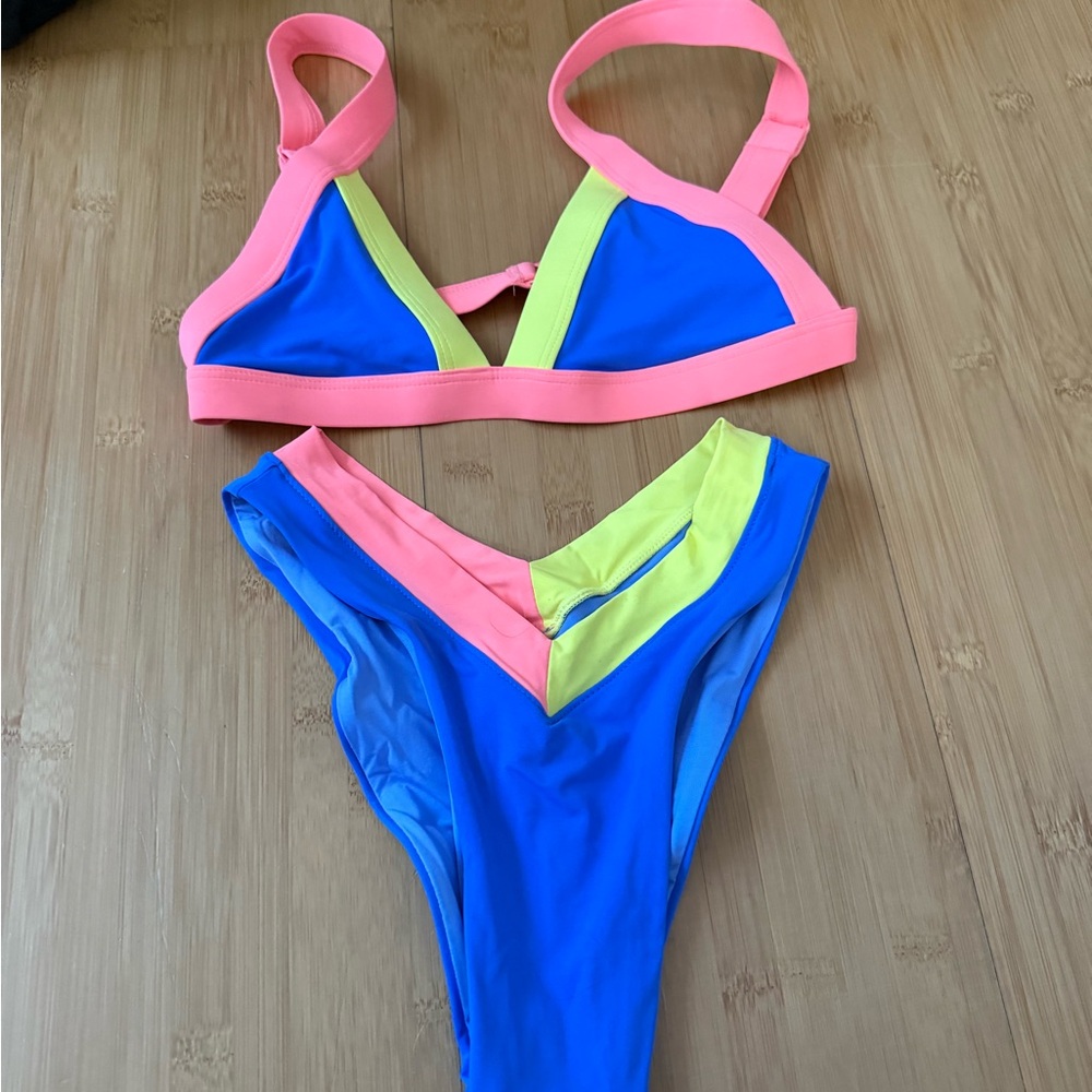One One swim wear bikini